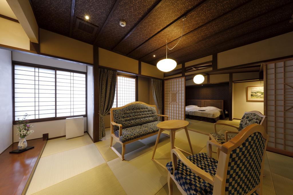 Yufuin Souan Kosumosu Hotel Екстериор снимка