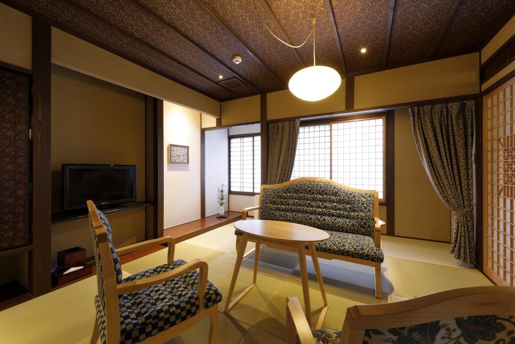Yufuin Souan Kosumosu Hotel Екстериор снимка
